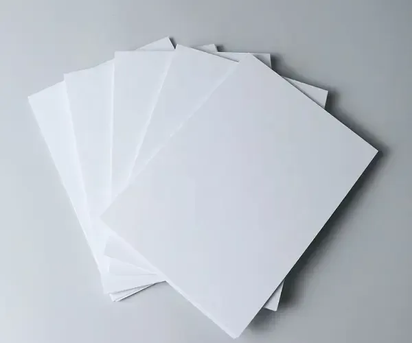 Применения основанной на Древесин бумаги